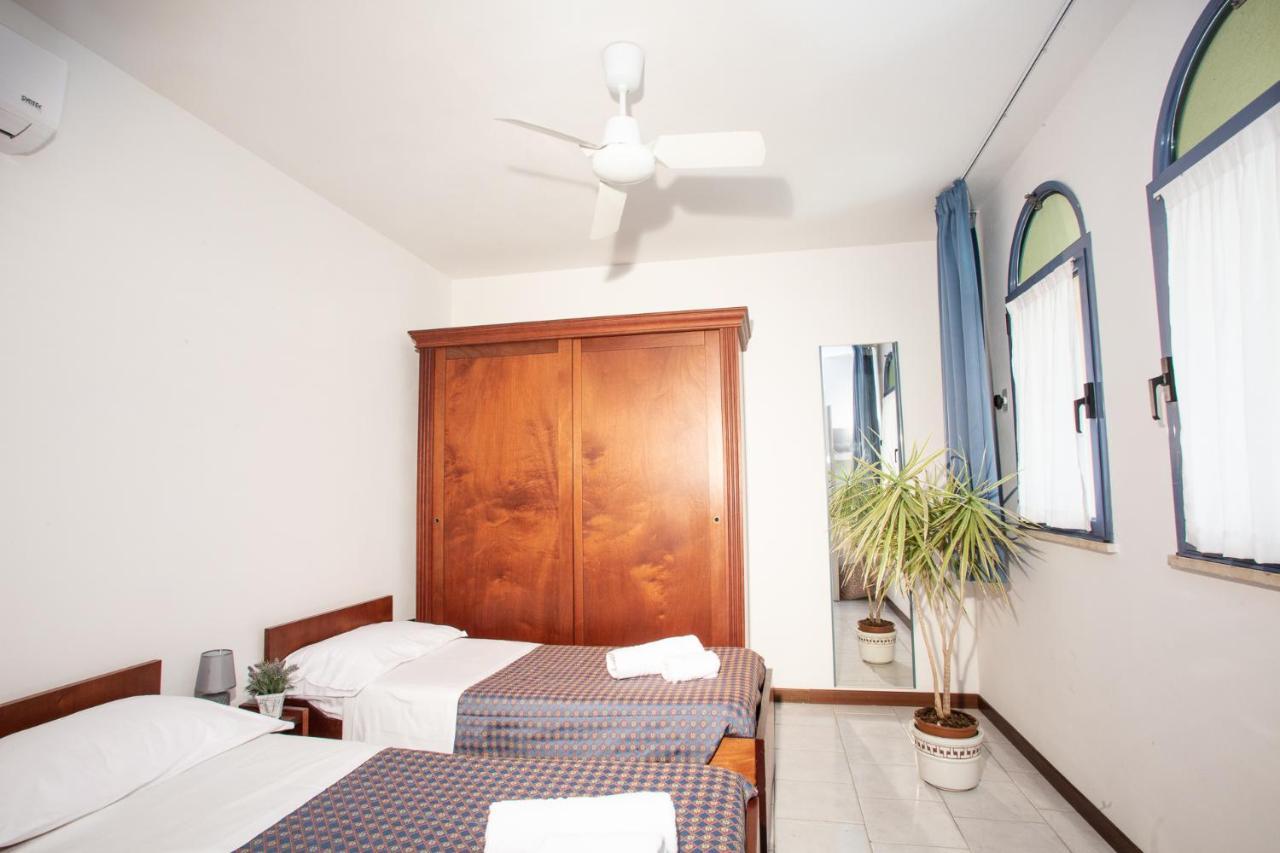 Residenza Dei Cavalleggeri ซานวินเชนโซ ภายนอก รูปภาพ